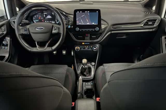 Ford Fiesta (2018) thumbnail 3