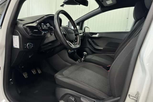Ford Fiesta (2018) thumbnail 6