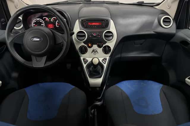 Ford Ka (2012) thumbnail 3