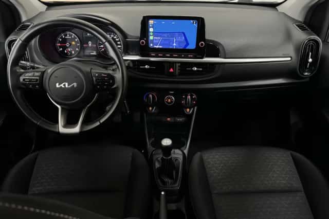 Kia Picanto (2023) thumbnail 3