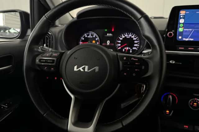 Kia Picanto (2023) thumbnail 5