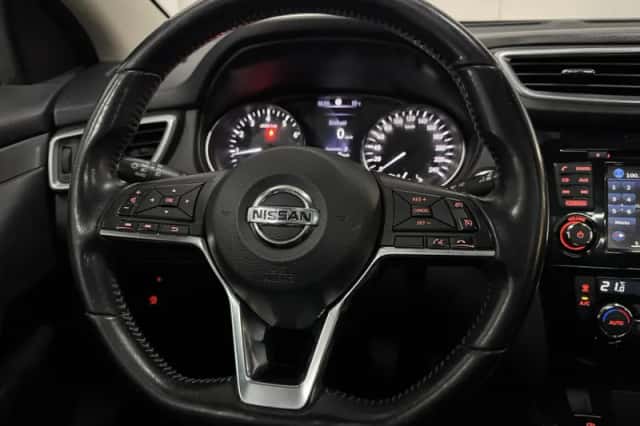 Nissan Qashqai (2019) thumbnail 5