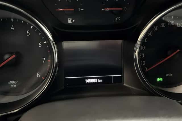 Opel Astra (2021) thumbnail 5