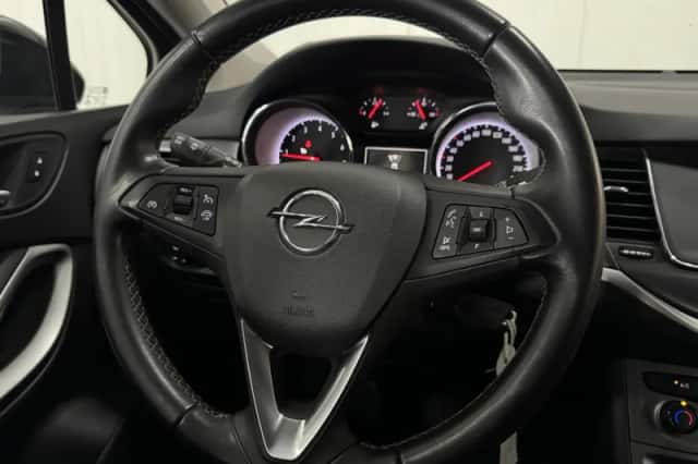 Opel Astra (2021) thumbnail 6
