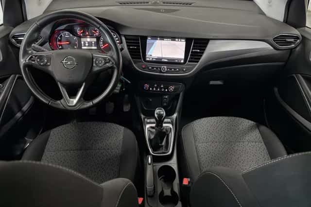 Opel Crossland X (2021) thumbnail 3