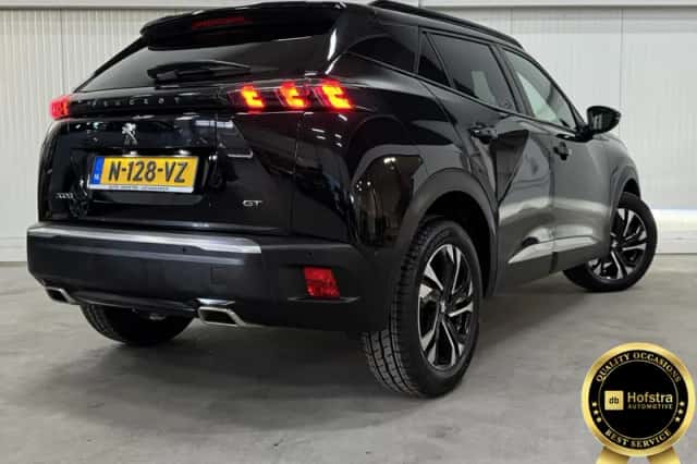 Peugeot 2008 (2022) thumbnail 2