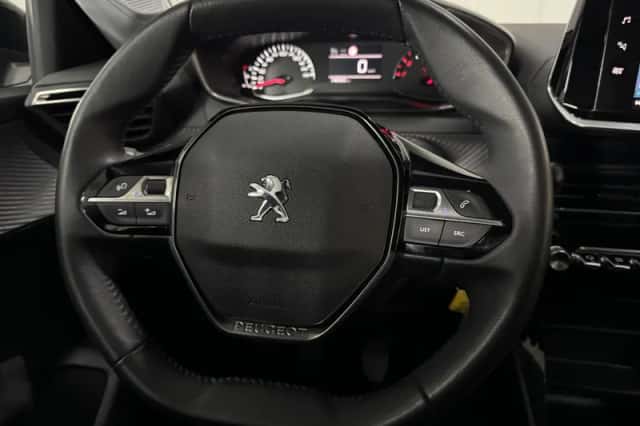 Peugeot 208 (2022) thumbnail 5