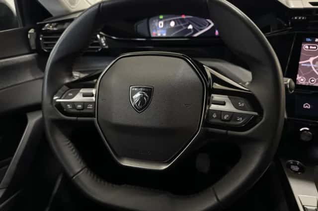 Peugeot 308 (2023) thumbnail 5