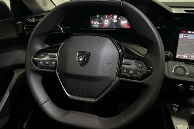 Peugeot 308 (2022) thumbnail 5