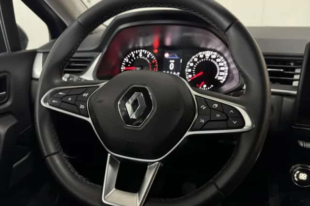 Renault Captur (2021) thumbnail 5