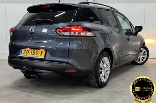 Renault Clio (2019) thumbnail 2
