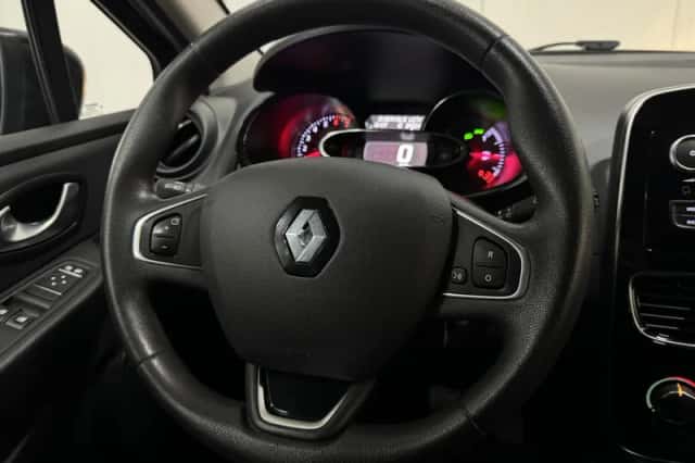 Renault Clio (2019) thumbnail 5
