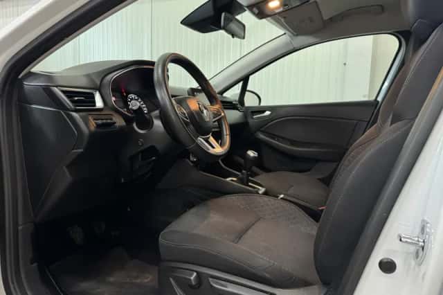 Renault Clio (2021) thumbnail 6