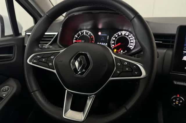 Renault Clio (2021) thumbnail 5