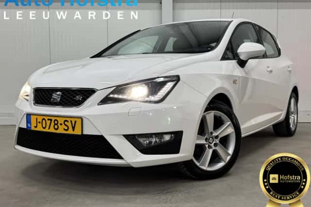 SEAT Ibiza (2015) thumbnail 1