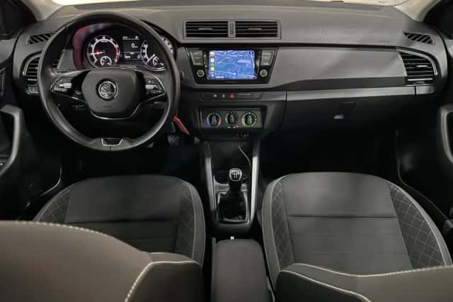 Škoda Fabia (2021) thumbnail 3