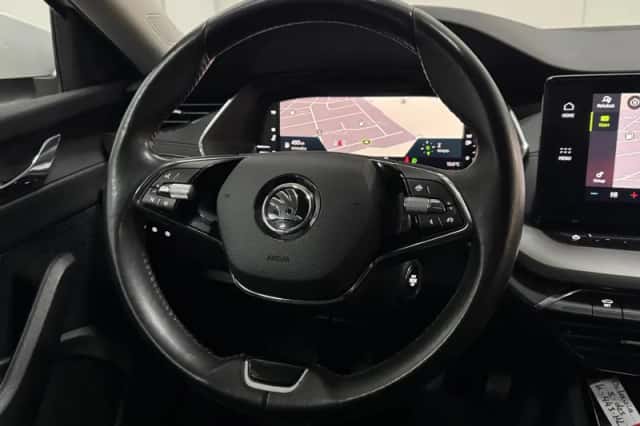 Škoda Octavia (2021) thumbnail 5