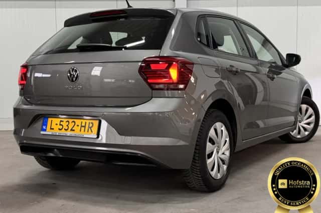 Volkswagen Polo (2021) thumbnail 2