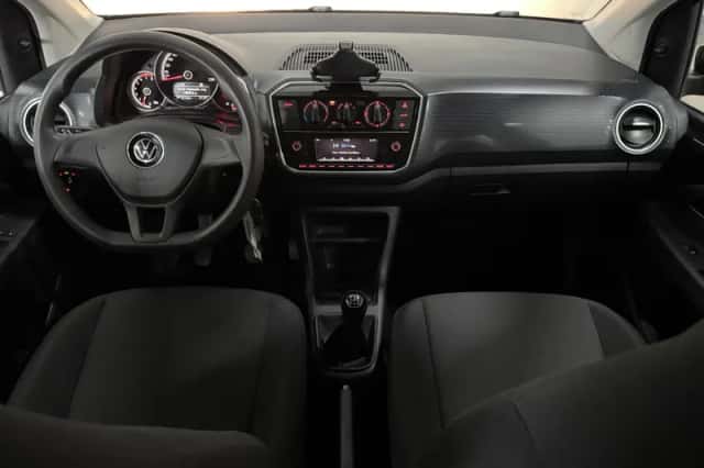 Volkswagen Up (2021) thumbnail 3