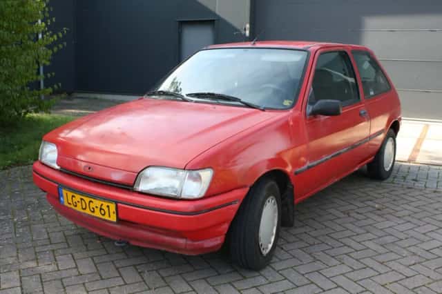 Ford Fiesta (1995) thumbnail 1