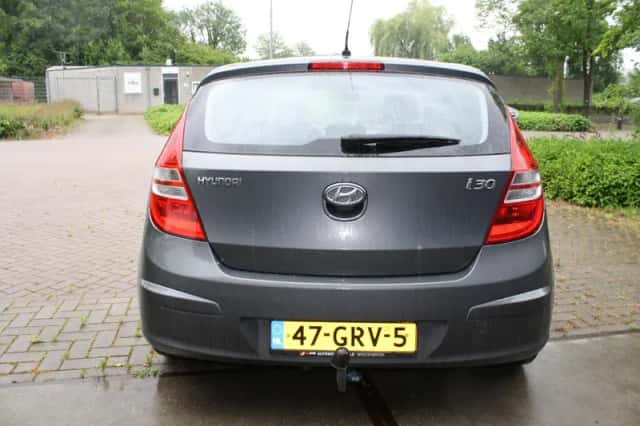 Hyundai i30 (2008) thumbnail 5