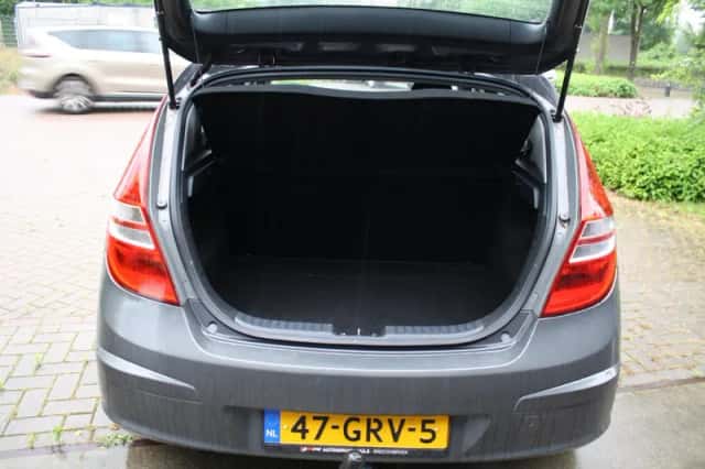 Hyundai i30 (2008) thumbnail 6
