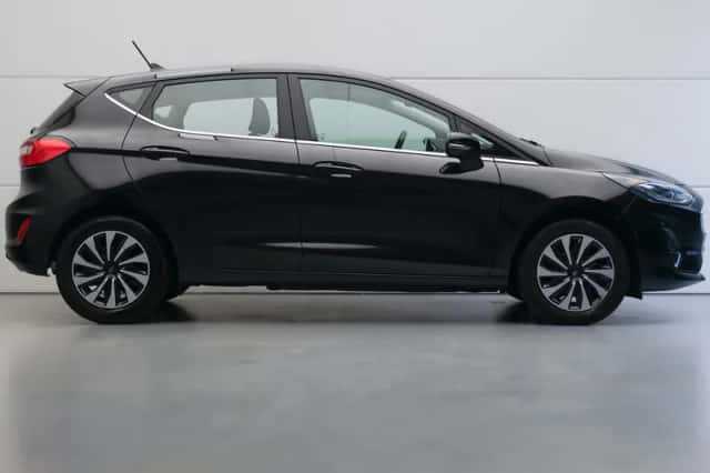 Ford Fiesta (2022) thumbnail 5