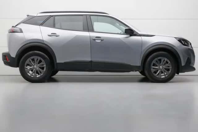 Peugeot 2008 (2022) thumbnail 5