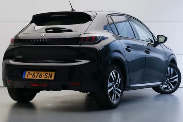 Peugeot 208 (2022) thumbnail 4