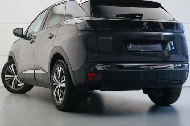 Peugeot 3008 (2021) thumbnail 3