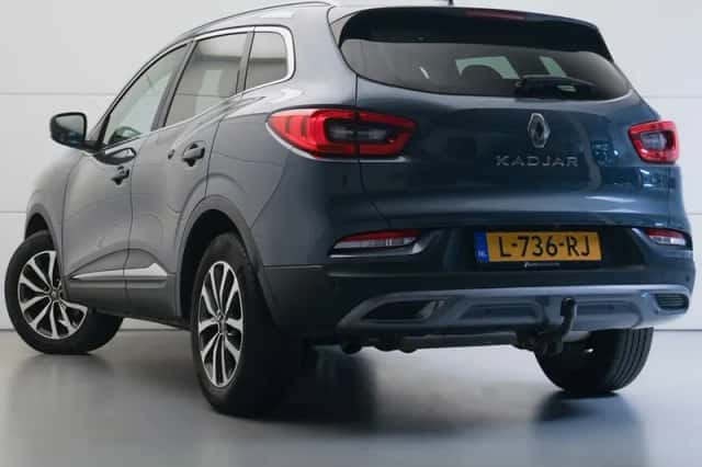 Renault Kadjar (2021) thumbnail 3