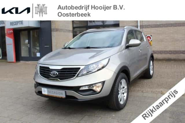 Kia Sportage (2011) thumbnail 1