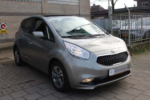 Kia Venga (2016) thumbnail 4