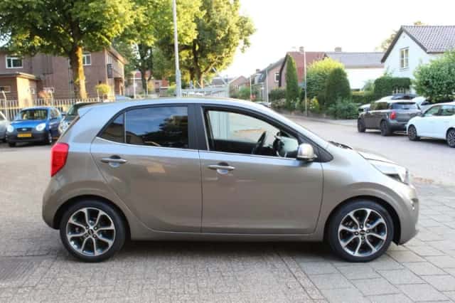 Kia Picanto (2018) thumbnail 6