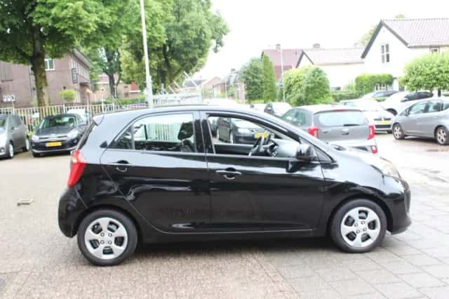 Kia Picanto (2016) thumbnail 6