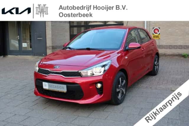 Kia Rio (2018) thumbnail 1