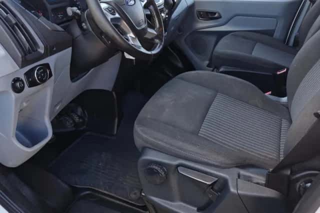 Ford Transit (2019) thumbnail 14