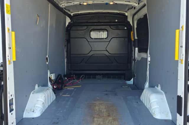 Ford Transit (2019) thumbnail 17