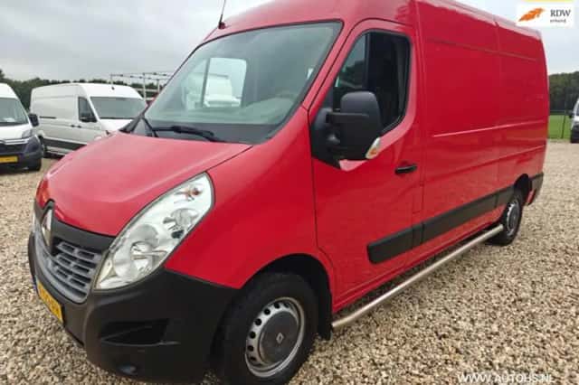 Renault Master (2017) thumbnail 1