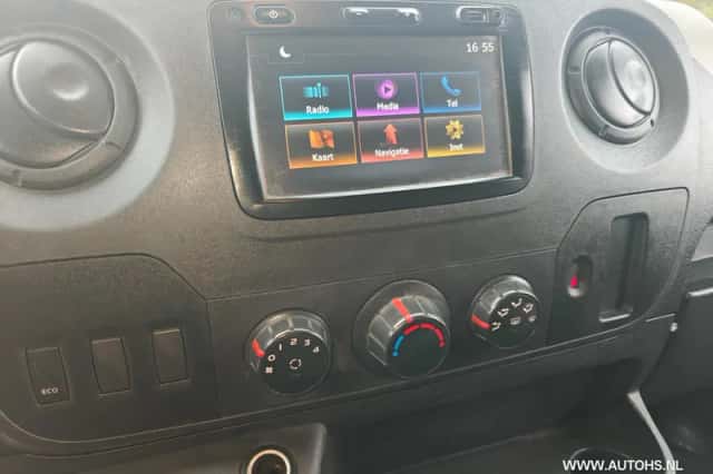 Renault Master (2017) thumbnail 15