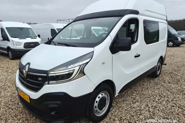 Renault Trafic (2021) thumbnail 2