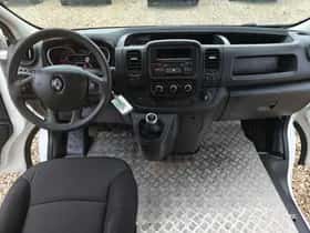 Renault Trafic (2021) thumbnail 18
