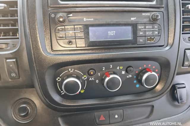Renault Trafic (2021) thumbnail 19