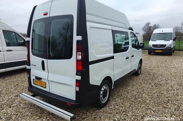 Renault Trafic (2021) thumbnail 6