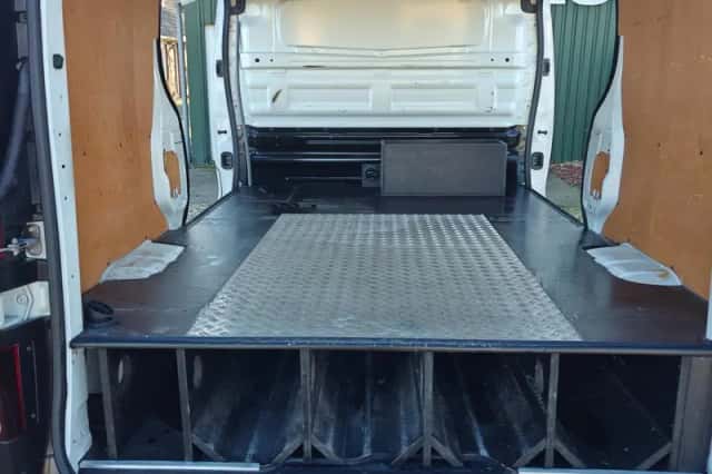 Renault Trafic (2021) thumbnail 21