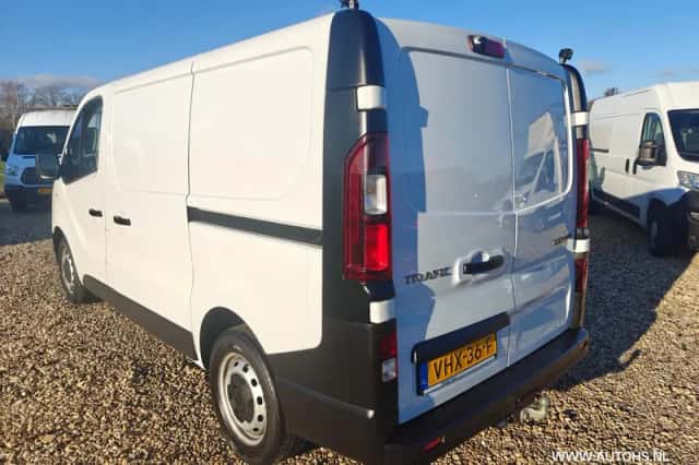 Renault Trafic (2021) thumbnail 4