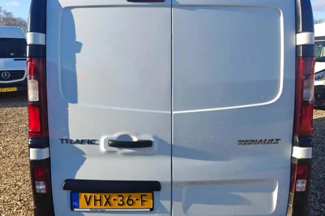 Renault Trafic (2021) thumbnail 5