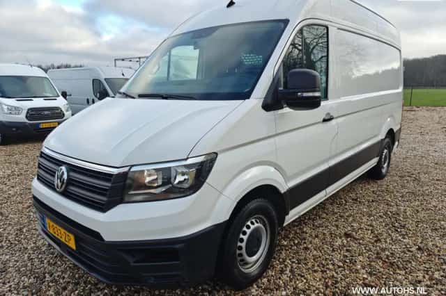 Volkswagen Crafter (2019) thumbnail 2