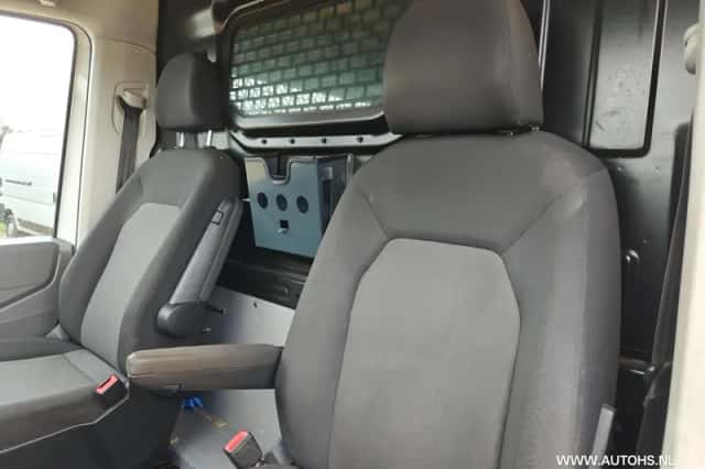 Volkswagen Crafter (2019) thumbnail 14