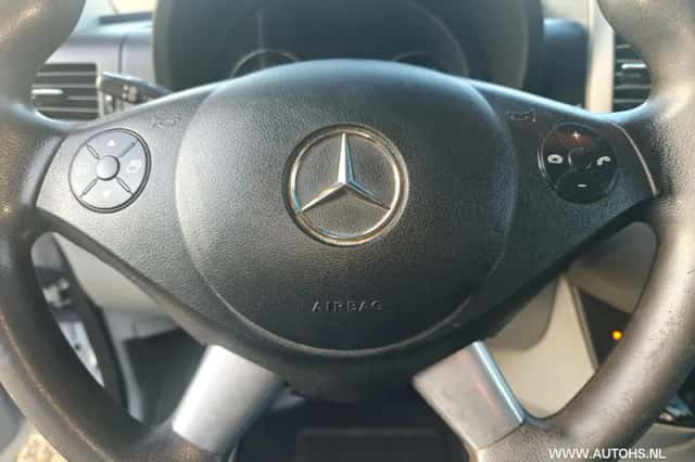 Mercedes-Benz Sprinter (2016) thumbnail 20